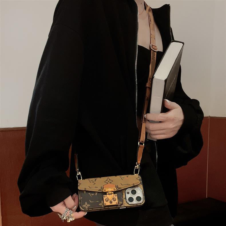 Vintage PU Leather,Metal Magnetic Clasp Wallet,Credit Card Holder Slots Case for iPhone